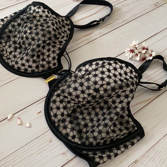 Victoria’s Secret Starburst Unlined Demi B… - Picture 3 of 10